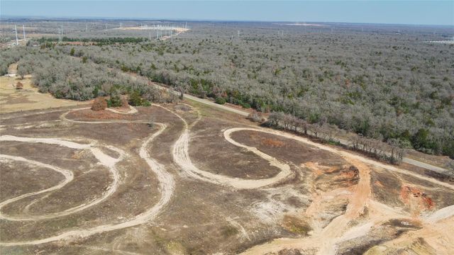 4066 County Road 448, Thorndale, TX 76577