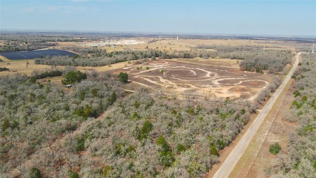 4066 County Road 448, Thorndale, TX 76577