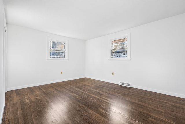 31 Tenby Drive, Nashua, NH 03062