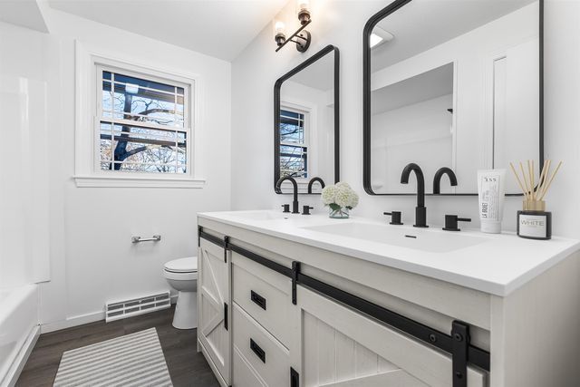 31 Tenby Drive, Nashua, NH 03062