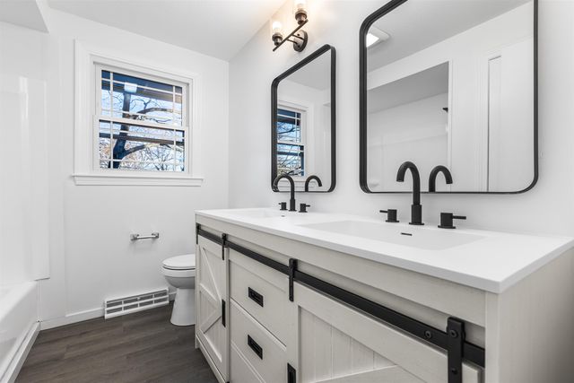 31 Tenby Drive, Nashua, NH 03062