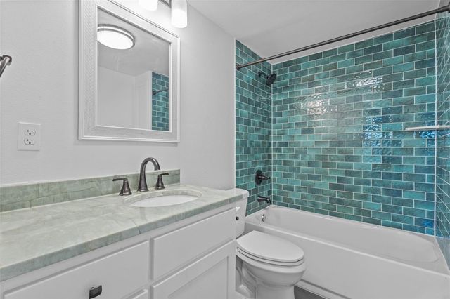 1908 W FERN STREET, Tampa, FL 33604