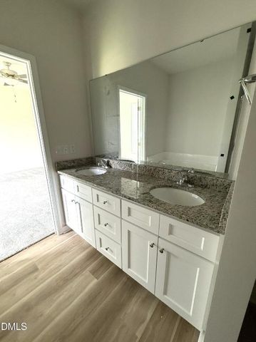 53 Finch Lane, Four Oaks, NC 27524
