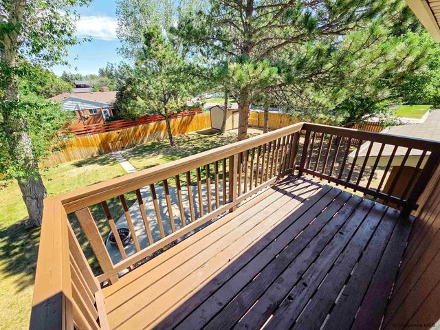 950 APACHE ST, Cheyenne, WY 82009