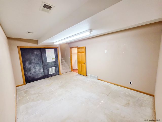 950 APACHE ST, Cheyenne, WY 82009