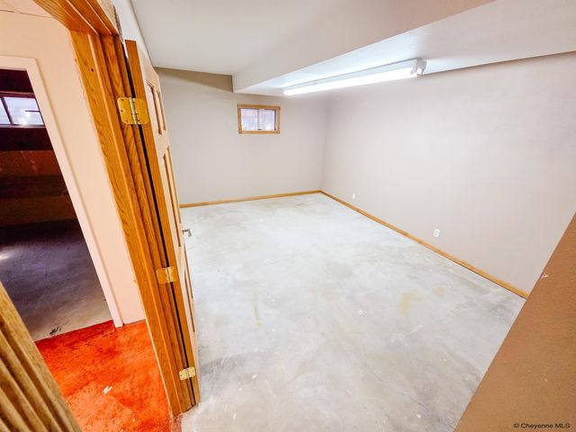 950 APACHE ST, Cheyenne, WY 82009