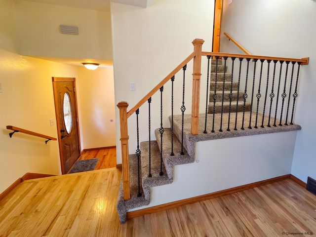 950 APACHE ST, Cheyenne, WY 82009