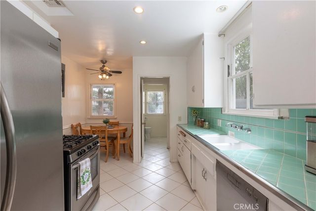 5299 Dobson, Culver City, CA 90230
