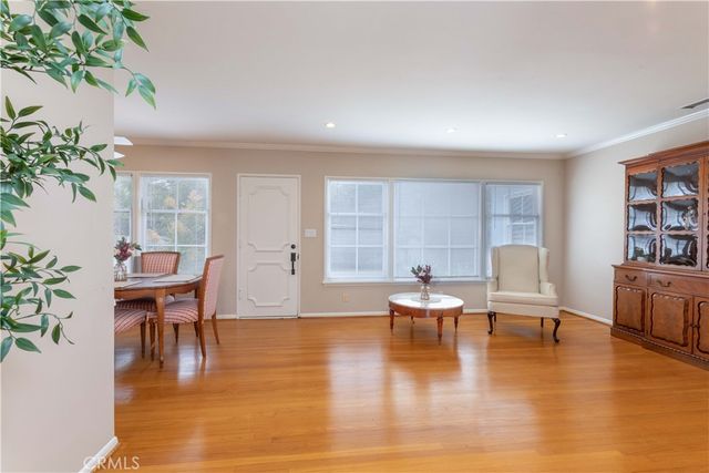 5299 Dobson, Culver City, CA 90230