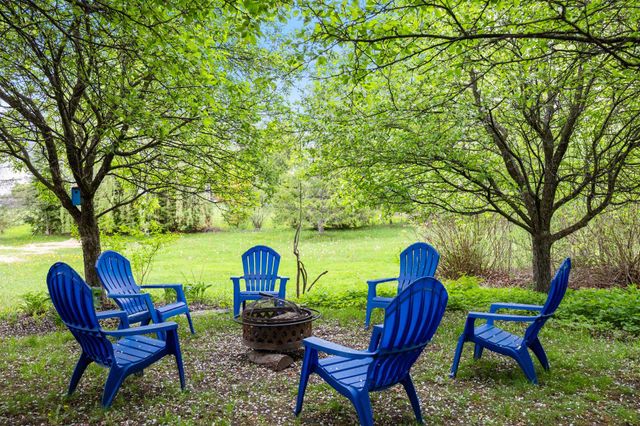 37 Tabor Place, South Burlington, VT 05403