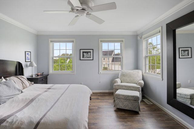 37 Tabor Place, South Burlington, VT 05403