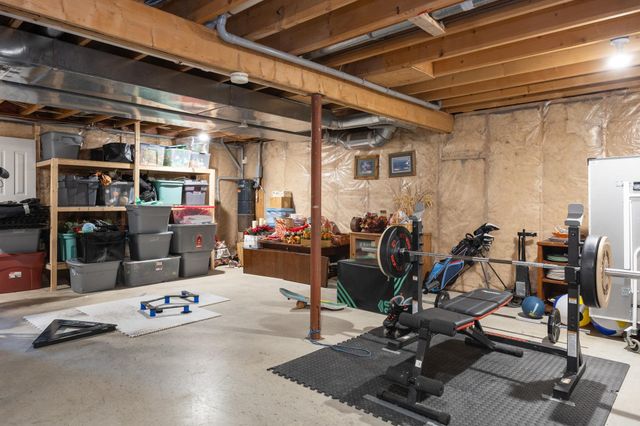 37 Tabor Place, South Burlington, VT 05403