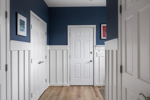 37 Tabor Place, South Burlington, VT 05403