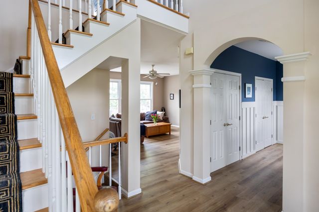 37 Tabor Place, South Burlington, VT 05403