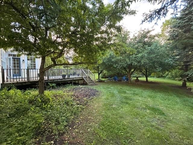37 Tabor Place, South Burlington, VT 05403