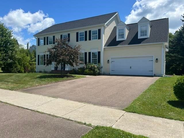 37 Tabor Place, South Burlington, VT 05403