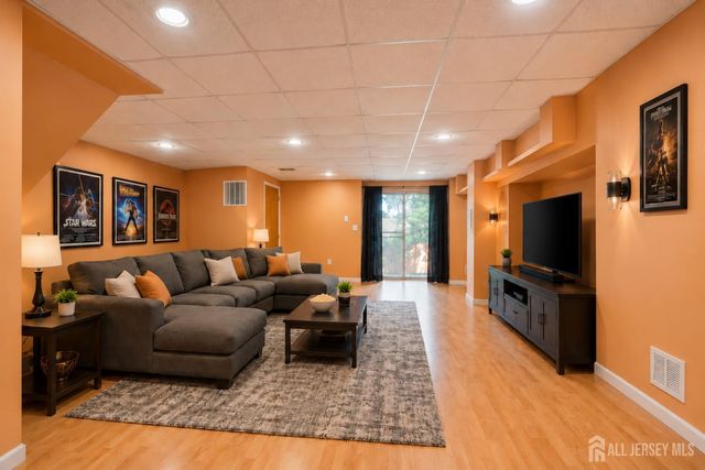 33 Allison Drive, East Brunswick, NJ 08816