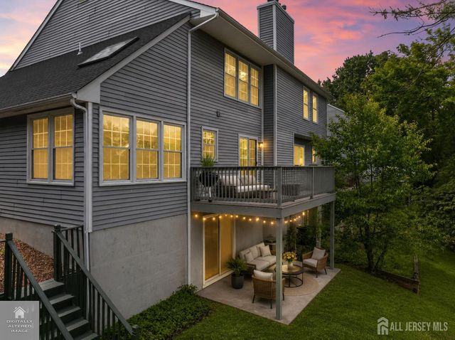 33 Allison Drive, East Brunswick, NJ 08816