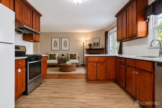 33 Allison Drive, East Brunswick, NJ 08816
