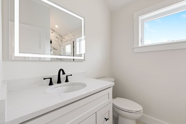 2 Old County Rd 14, Salisbury, MA 01952