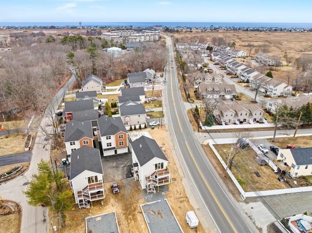 2 Old County Rd 14, Salisbury, MA 01952