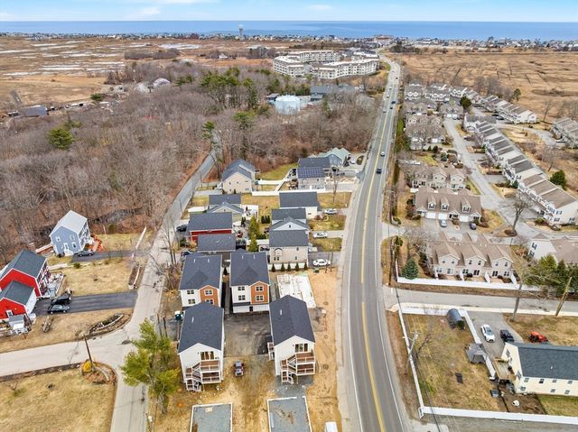 2 Old County Rd 14, Salisbury, MA 01952