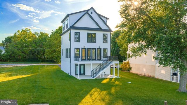 4602 TODD POINT LN, Sparrows Point, MD 21219