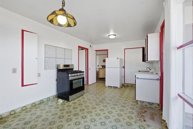 1709 Hillside Boulevard, South San Francisco, CA 94080