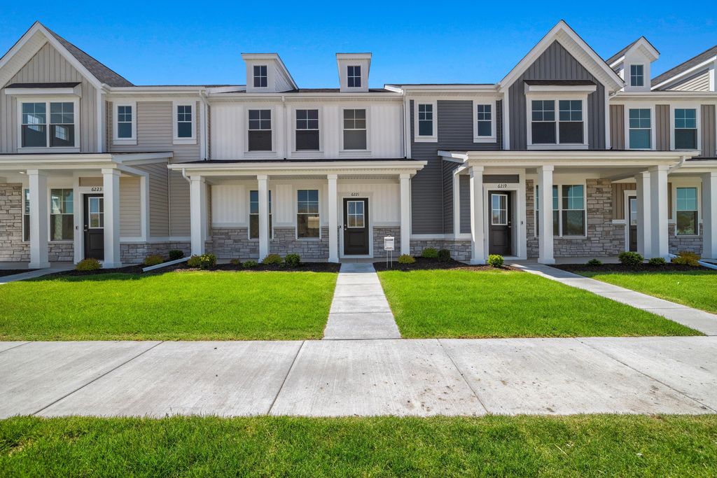 6221 Brook Avenue, Portage, IN 46368