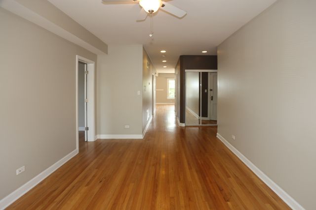 5208 N Sawyer Avenue 1, Chicago, IL 60625
