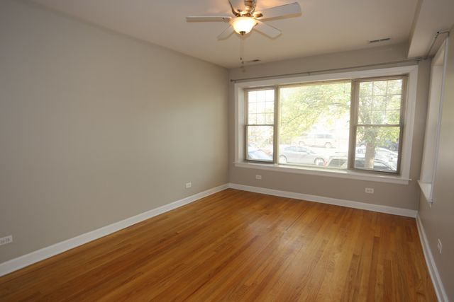 5208 N Sawyer Avenue 1, Chicago, IL 60625