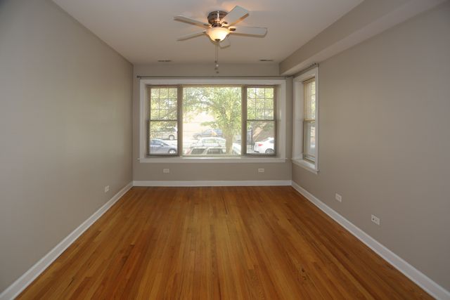 5208 N Sawyer Avenue 1, Chicago, IL 60625
