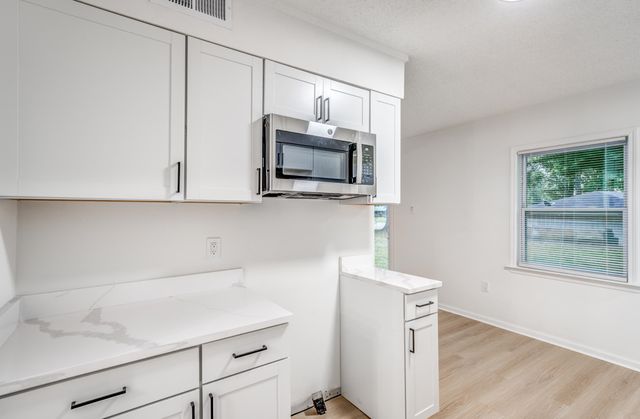 1681 JANIS DR, Memphis, TN 38116