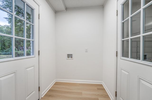 1681 JANIS DR, Memphis, TN 38116