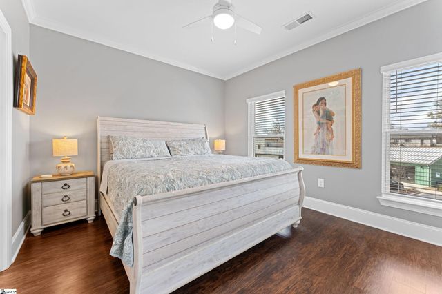 1505 E North Street Unit 2104, Greenville, SC 29607