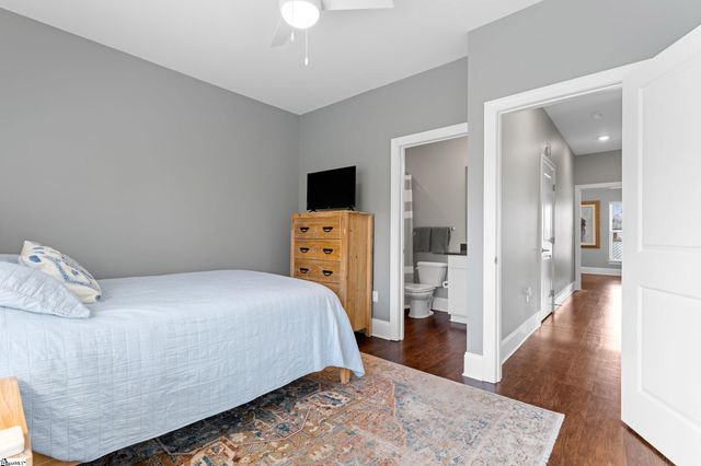 1505 E North Street Unit 2104, Greenville, SC 29607