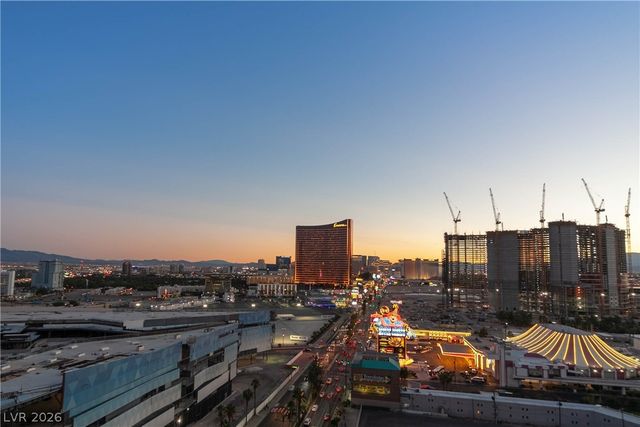 2700 South Las Vegas Boulevard 1708, Las Vegas, NV 89109