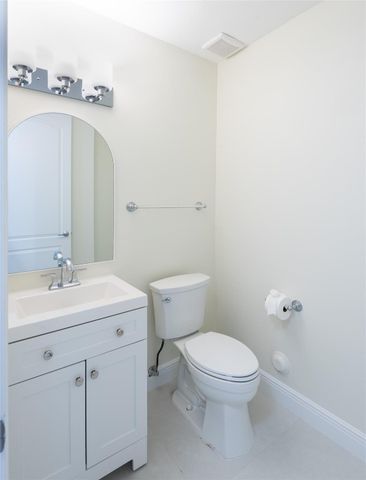 3236 NE 5th Street 402, Pompano Beach, FL 33062