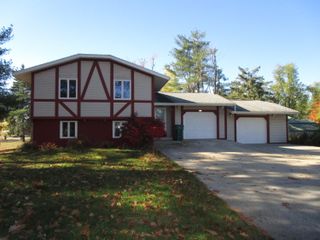 4038 Twin Oak Road, Gaylord, MI 49735