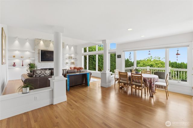 17288 SE 57th Place, Bellevue, WA 98006