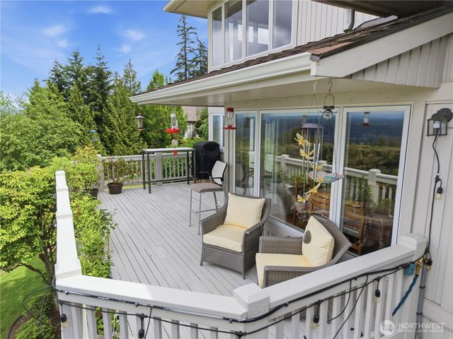 17288 SE 57th Place, Bellevue, WA 98006