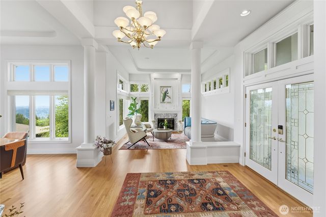 17288 SE 57th Place, Bellevue, WA 98006