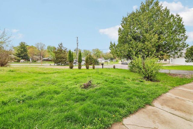 517 Highland Drive, Baraboo, WI 53913