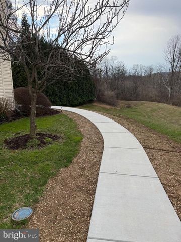 182 CHRISTINE DR, Reading, PA 19606