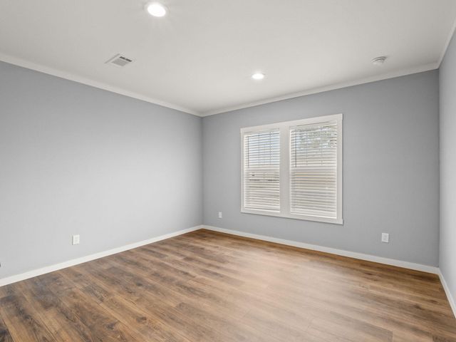 8559 Gulf Hwy Trlr 218, Lake Charles, LA 70607