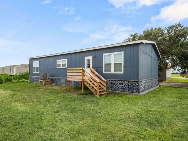 8559 Gulf Hwy Trlr 218, Lake Charles, LA 70607