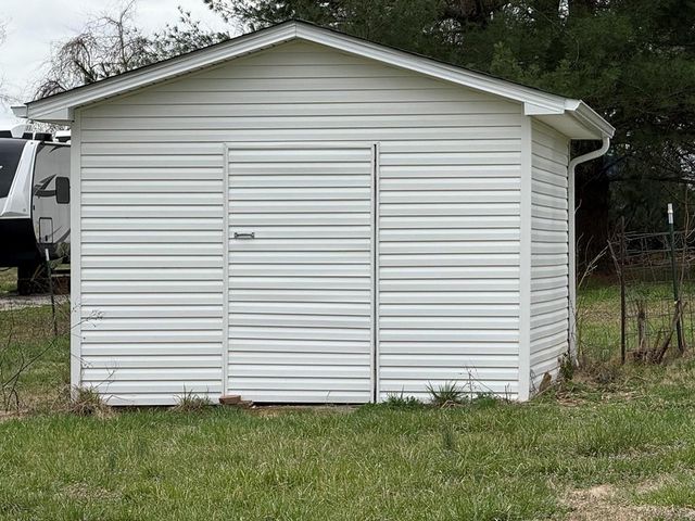 3785 Memory Ln, Hopkinsville, KY 42240