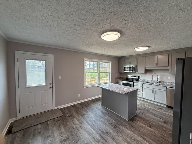 3785 Memory Ln, Hopkinsville, KY 42240
