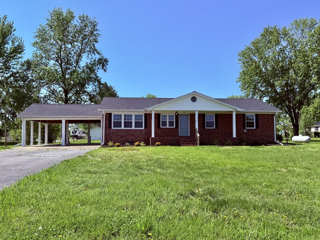 3785 Memory Ln, Hopkinsville, KY 42240