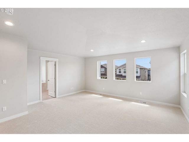 8254 Se Orion Ln, Hillsboro, OR 97123